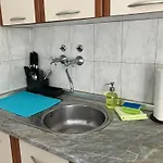 Csendes Zoeldoevezeti Lejlighed Budapest