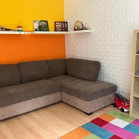 Csendes Zoeldoevezeti Βουδαπέστη