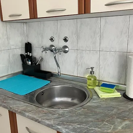 Csendes Zoeldoevezeti Apartment Budapest