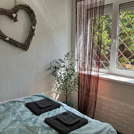 Csendes Zoeldoevezeti