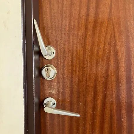 Csendes Zoeldoevezeti דירה *