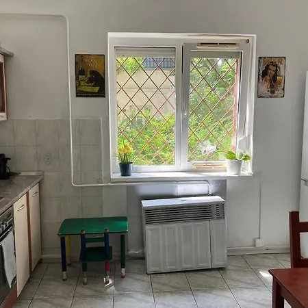 Csendes Zoeldoevezeti *